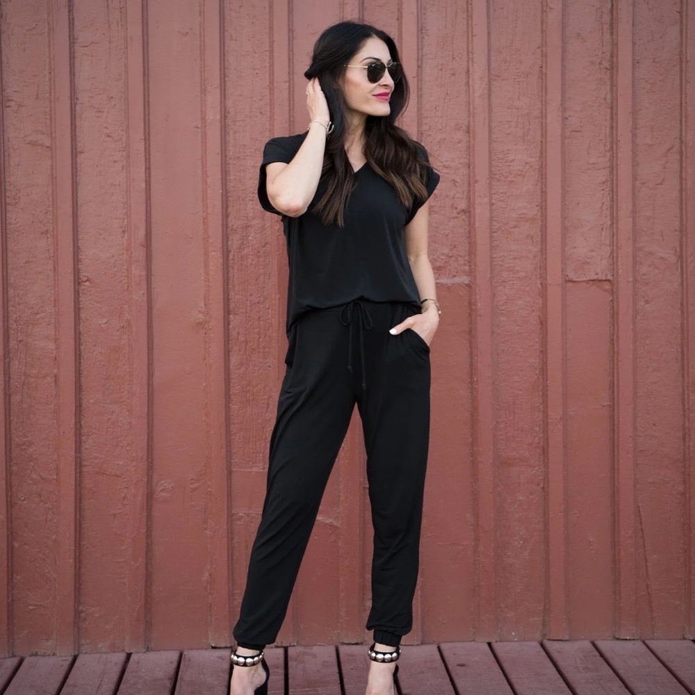 Brigitte Brianna Blouse Tee & Street Joggers Set - Medium